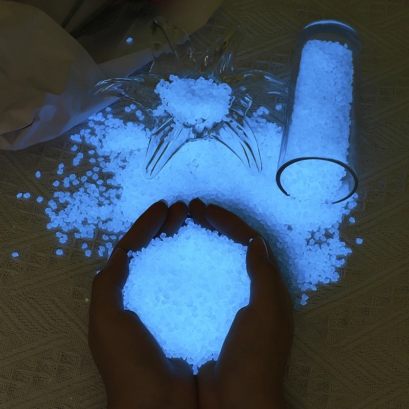 1000 Uds. De arena luminosa de - Aquarium Fish That Glow In The Dark reseña y precio